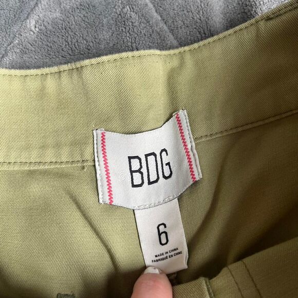 BDG Green Emery low rise workwear/cargo pants size 6 - Picture 3 of 8